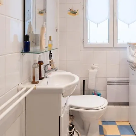 Hostnfly - Charming And Bright Near Montparnasse Apartment
